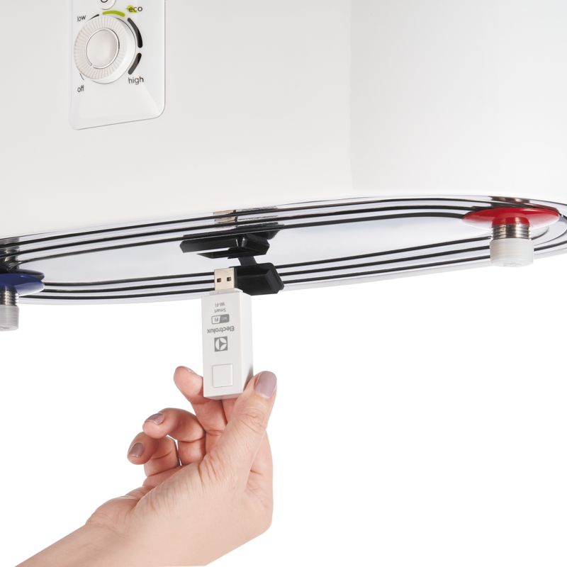 30938_electrolux_photo6_centurio_iq_2_0_vodonagrevatel_5000x5000px-5.png