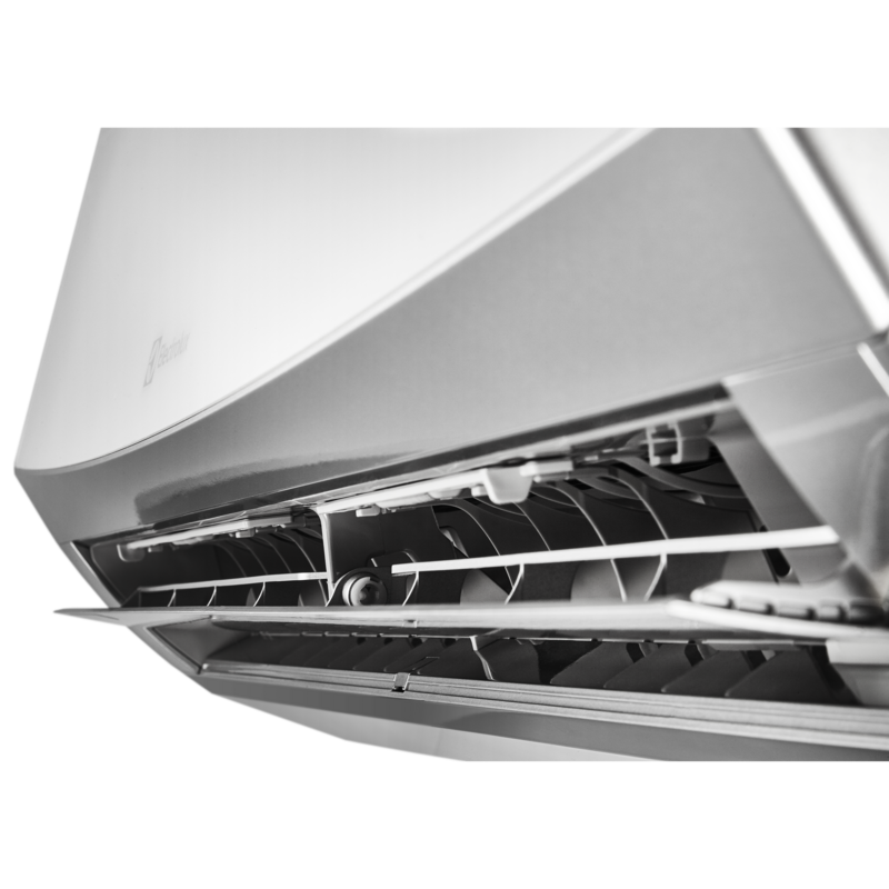 easc_09hg_m2_n3_in_air_gate_2_milk_111309_006-1.png